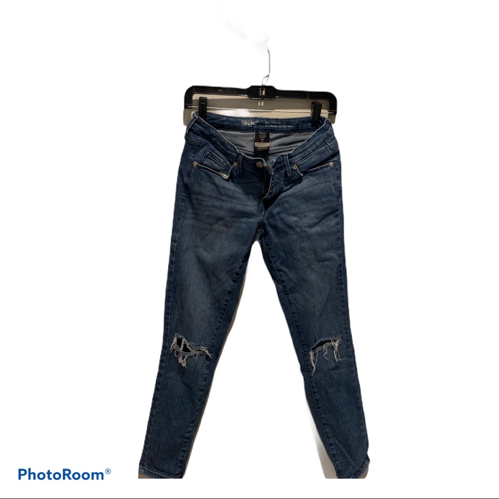 Destroyed Skinny Jeans